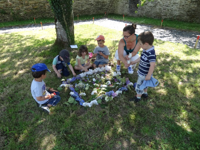 Jouons au jardin