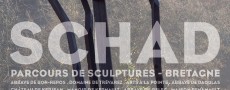 Affiche "Schad, parcours de sculptures - Bretagne 2016" Version patrimoine naturel © 2016 Graphisme Studio ALQ / Photographie Dominique Vérité