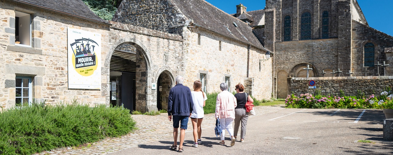 Abbaye de Daoulas - image1 Une abbaye citadine