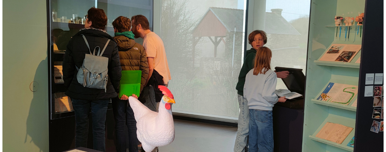 Mus&eacute;e de l'&eacute;cole rurale - Exposition Plus ou moins b&ecirc;tes #2