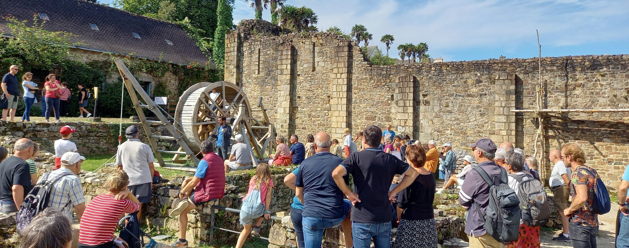 Abbaye de Land&eacute;vennec - visite guid&eacute;e site