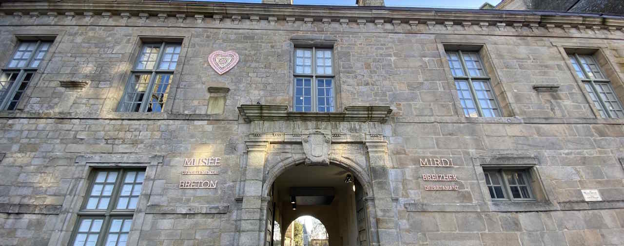 Mus&eacute;e d&eacute;partemental breton - image 7 musee pres fa&ccedil;ade