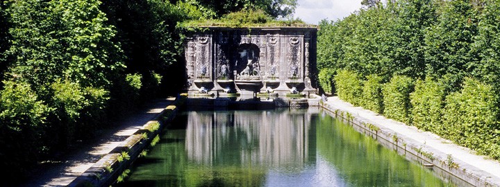 Le grand bassin du Domaine de Trévarez