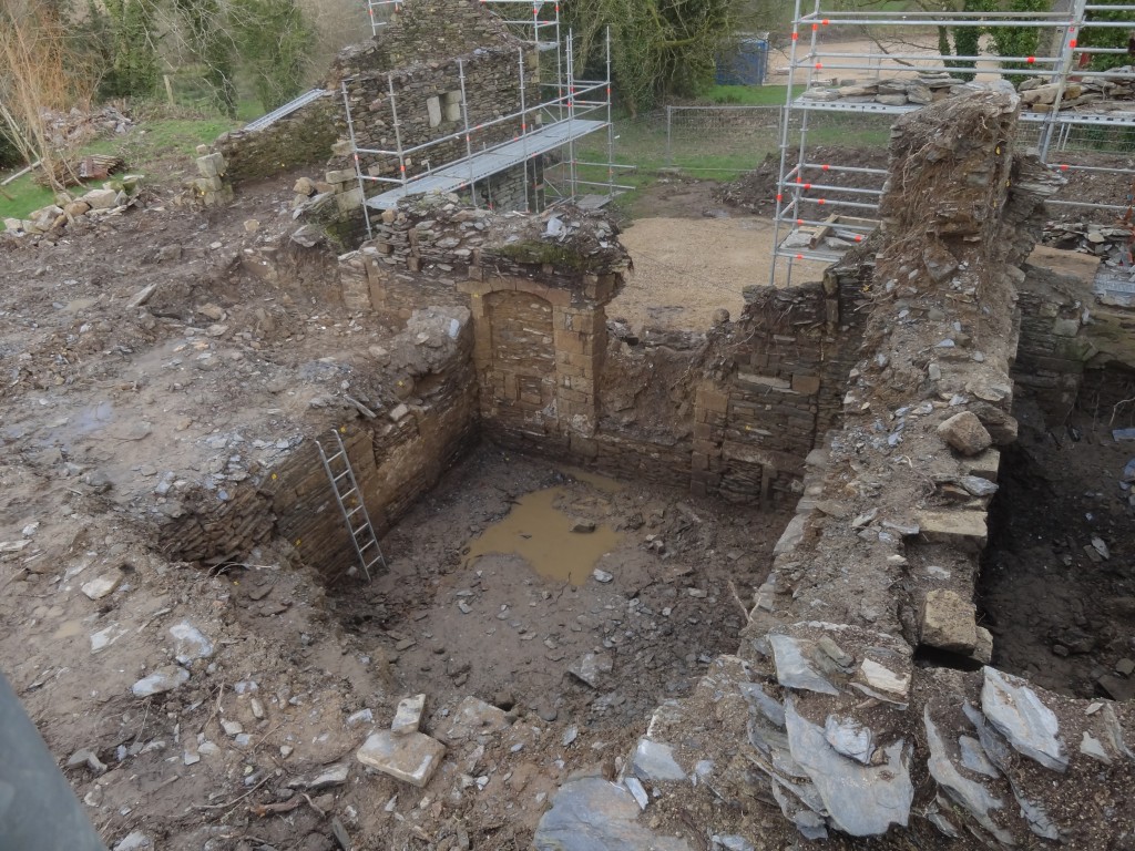 Salle découverte lors des travaux - Abbaye du Relec