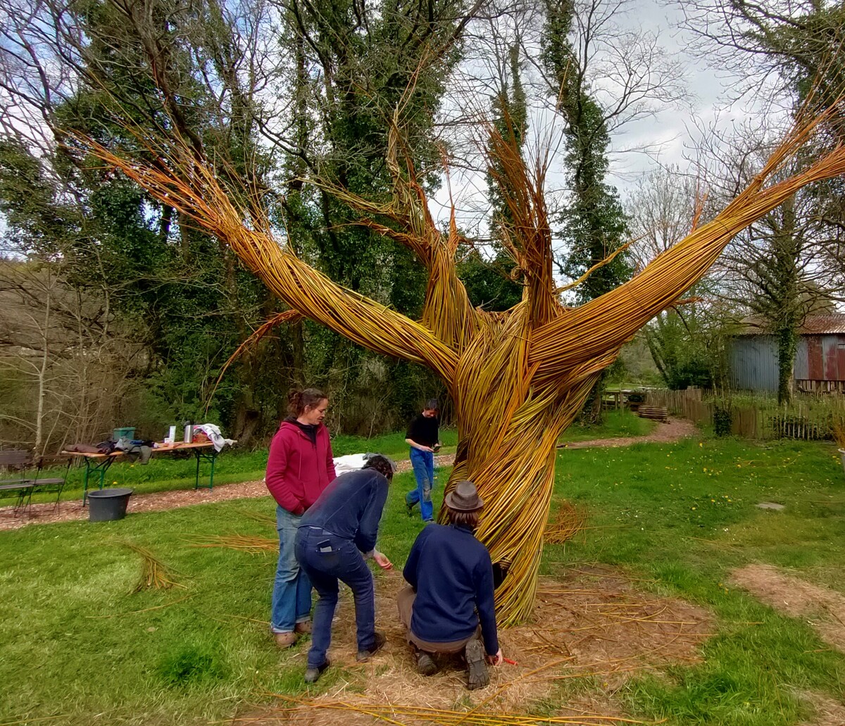 Abbaye du Relec - Projet Art'bre - Fin avril - Fabrication de l'arbre